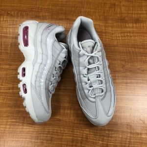 NEW NIKE Air Max 95